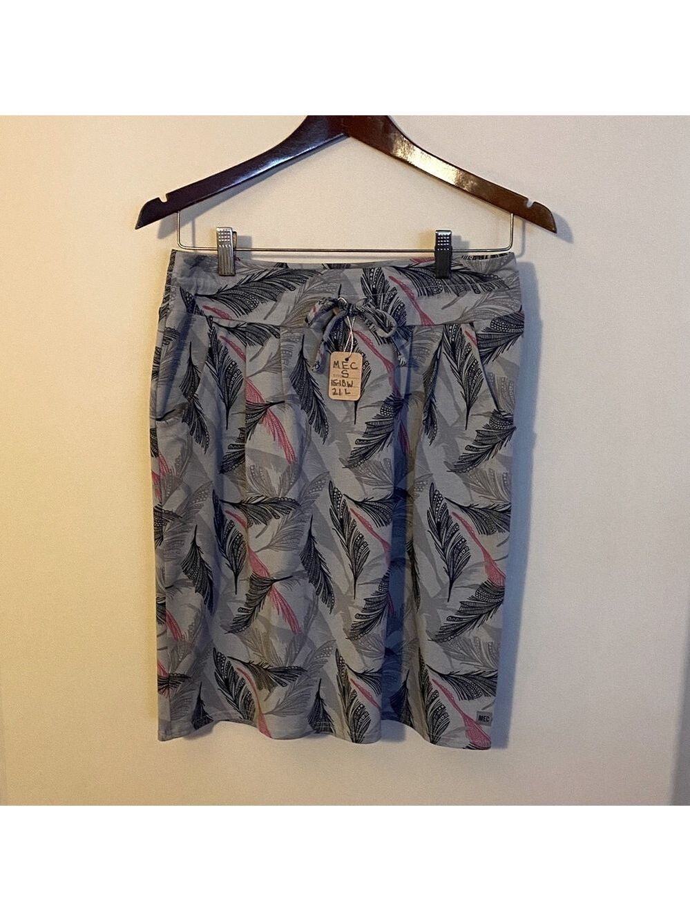 MEC Grey pattern cotton skirt. S